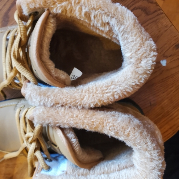 Girl shoes US 5 / 36cm  yellow/brown. - Picture 7 of 8